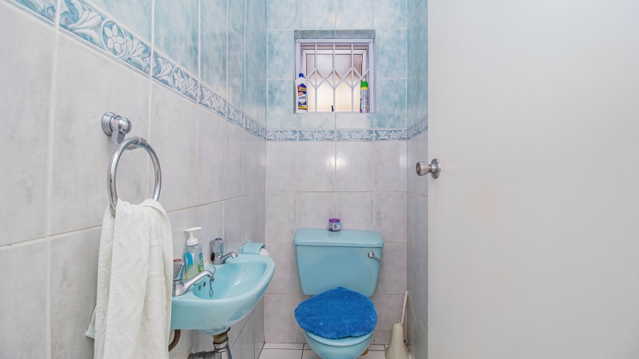 3 Bedroom Property for Sale in Gatesville Western Cape